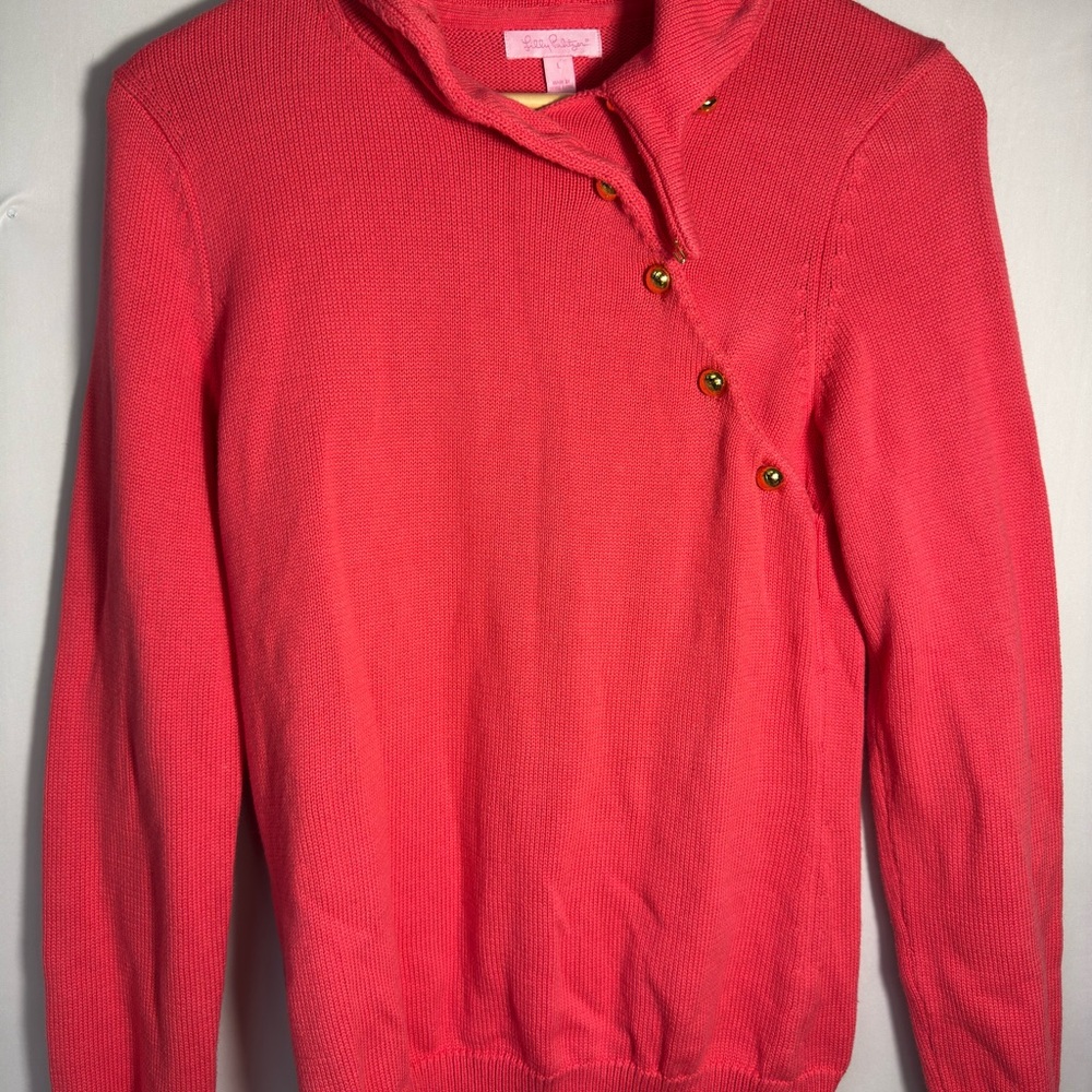 Lilly Pulitzer Pink Sweater with Gold Button‎ Details